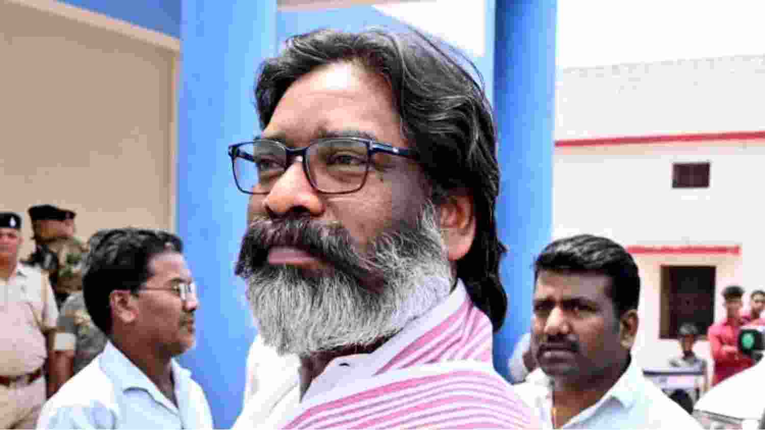 Hemant Soren appeals for bail to campaign, draws parallels with Kejriwal's case