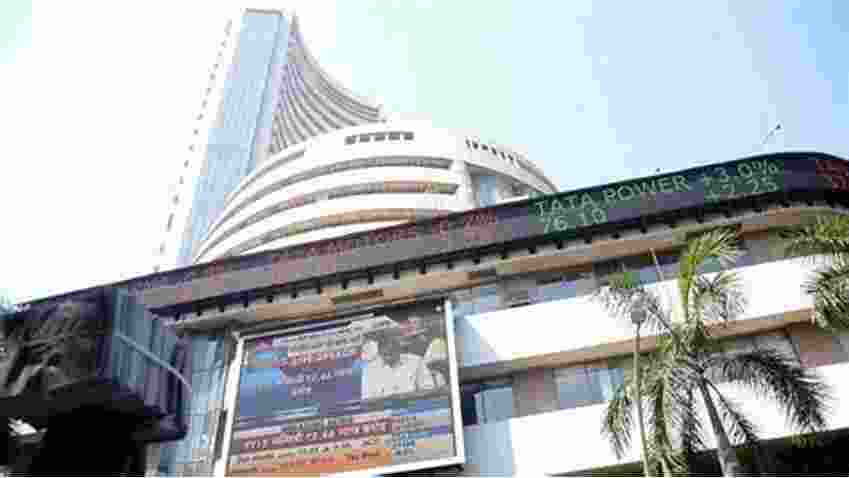 In Wednesday's trading session, the Indian stock market witnessed a slight downturn, with the Sensex slipping by 117 points and the Nifty settling at 22,200.