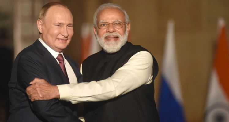 Indian Prime Minister Narendra Modi will visit Russia on Monday for the first time in five years, at a time when Moscow is deepening its embrace of New Delhi’s rival, China.