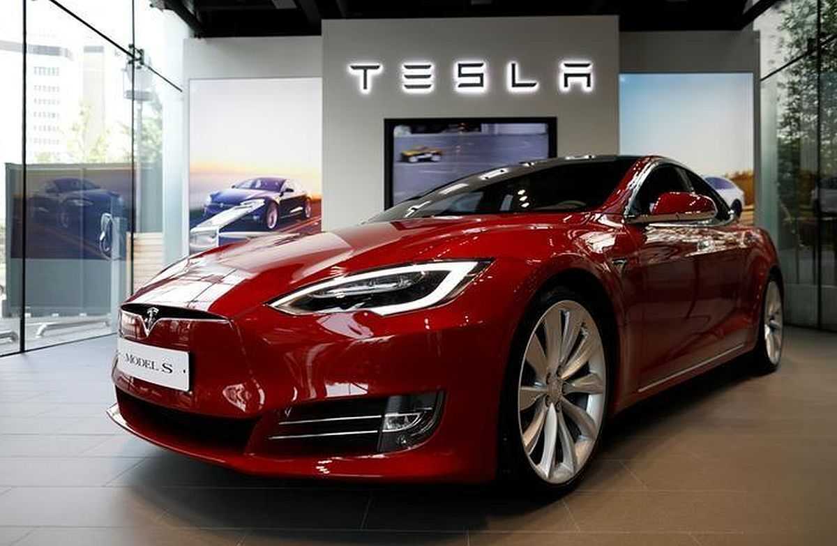 Global electric vehicle (EV) manufacturing giant Tesla is encountering obstacles in its journey to enter the Indian market