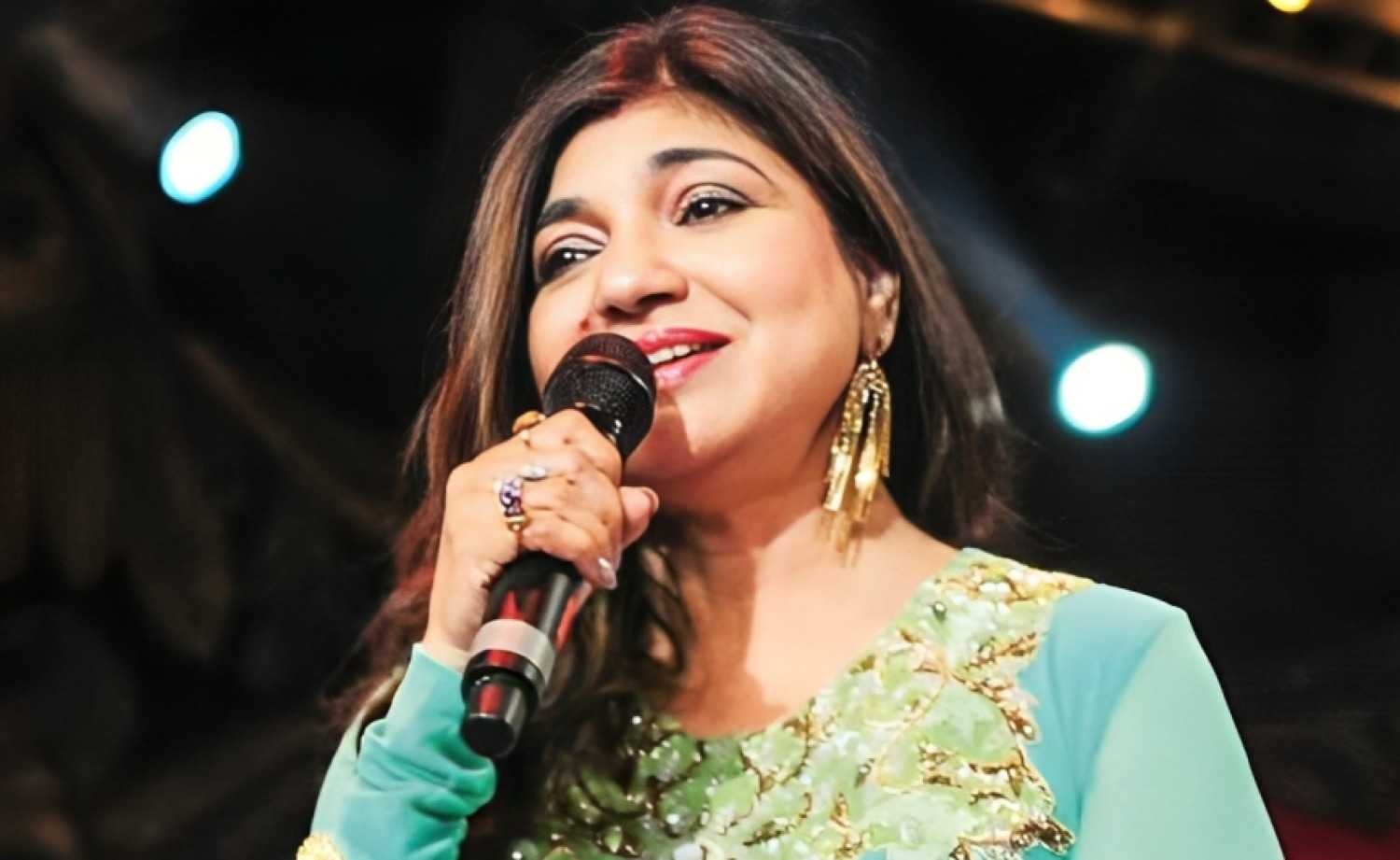 Alka Yagnik suffers sudden hearing loss