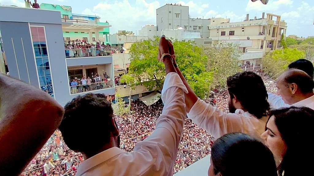 Presence of massive crowds at (YSRCP) MLA Shilpa Ravindra Kishore Reddy's residence on Saturday led to charges of violation of the Model Code of Conduct.