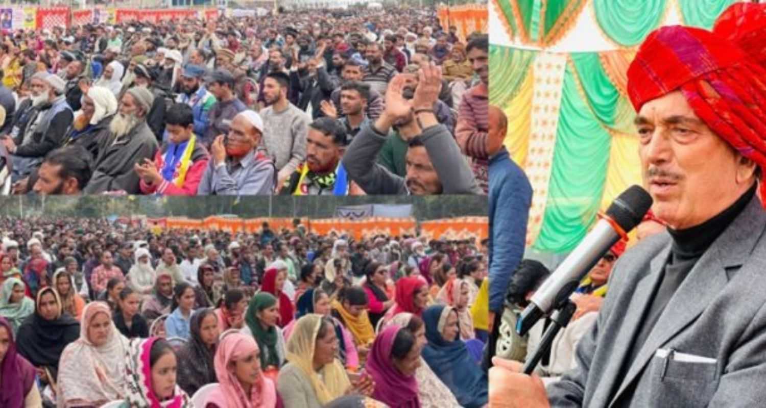 Ghulam Nabi Azad addressing the population of Jammu and Kashmir. 