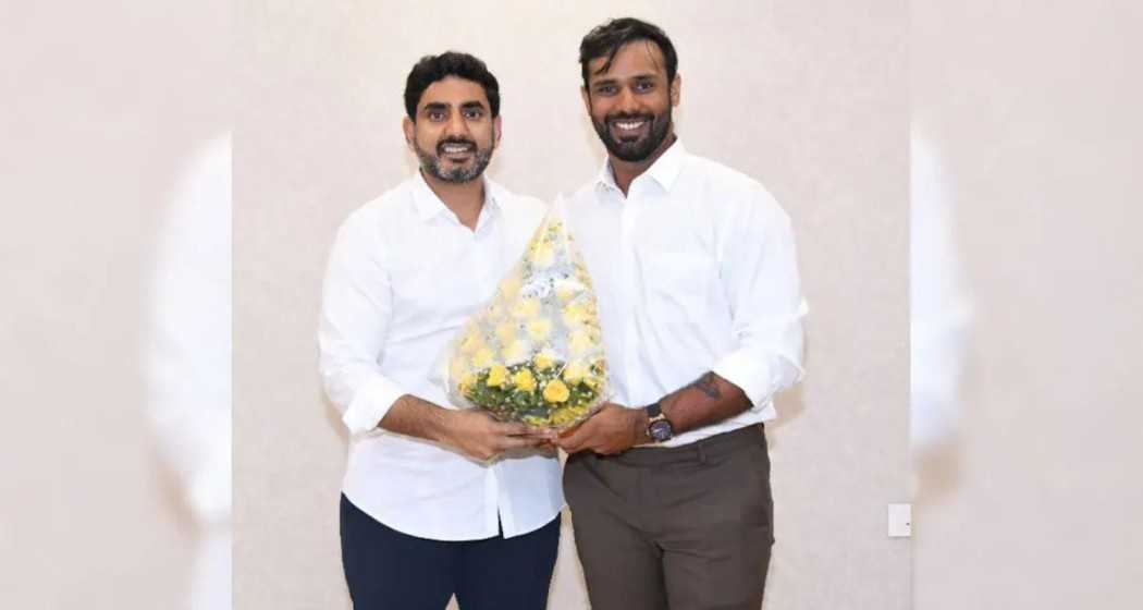 Minister for human resources development, IT and electronics minister Nara Lokesh with cricketer Hanuma Vihari.