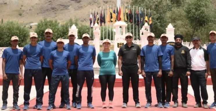 To mark the 25th anniversary of Kargil Vijay Diwas, former Lieutenant Colonel Barsha Rai completed an arduous 160-kilometre run from Srinagar to Drass.