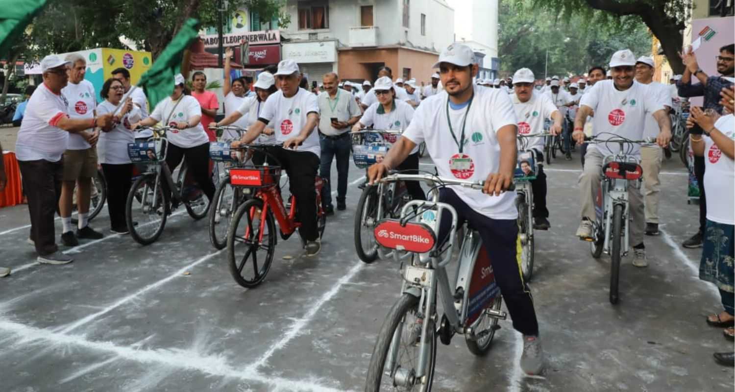 Bicycle rally to encourage people to vote.