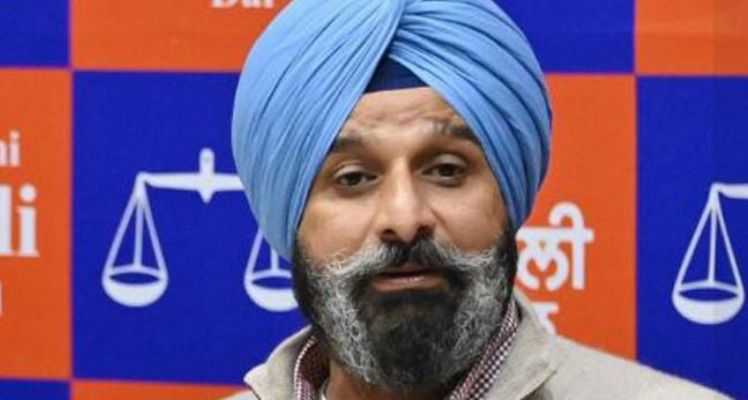 Shiromani Akali Dal leader Bikram Singh Majithia Punjab Police Special Investigation Team  in connection with a drugs case