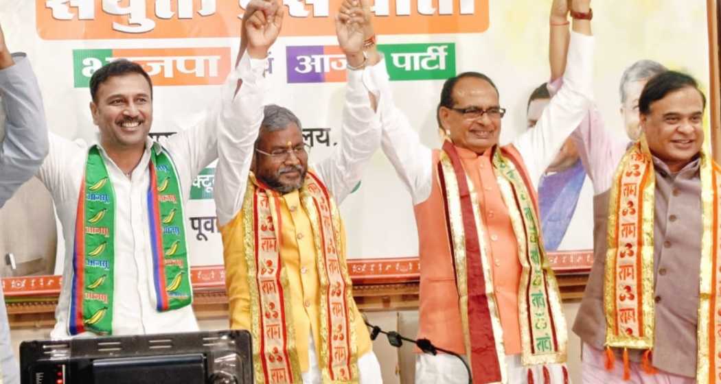 (From Left) Assam Chief Minister cum Jharkhand election co-incharge Himanta Biswa Sarma, Union Agriculture Minister cum Jharkhand election incharge Shivraj Singh Chouhan, Jharkhand BJP president Babulal Marandi, AJSU Party Chief Sudesh Mahto and MLA Ramchandra Sahis during a joint press conference in Ranchi on Friday.   