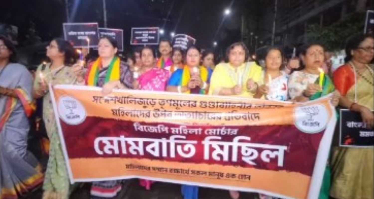 BJP Mahila Morcha organises candle march.