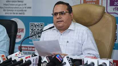 UP CEO: Bank transactions over Rs 10k, star campaigner list mandatory