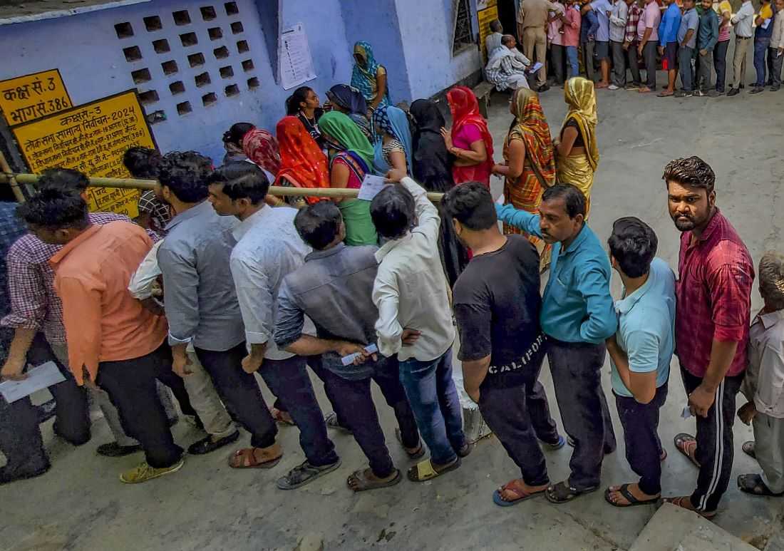 Polling is being held in Raipur, Durg, Bilaspur, Korba, Janjgir-Champa (reserved for Scheduled Caste candidates), Surguja (reserved for Scheduled Tribe candidates) and Raigarh (ST) seats in the third phase.