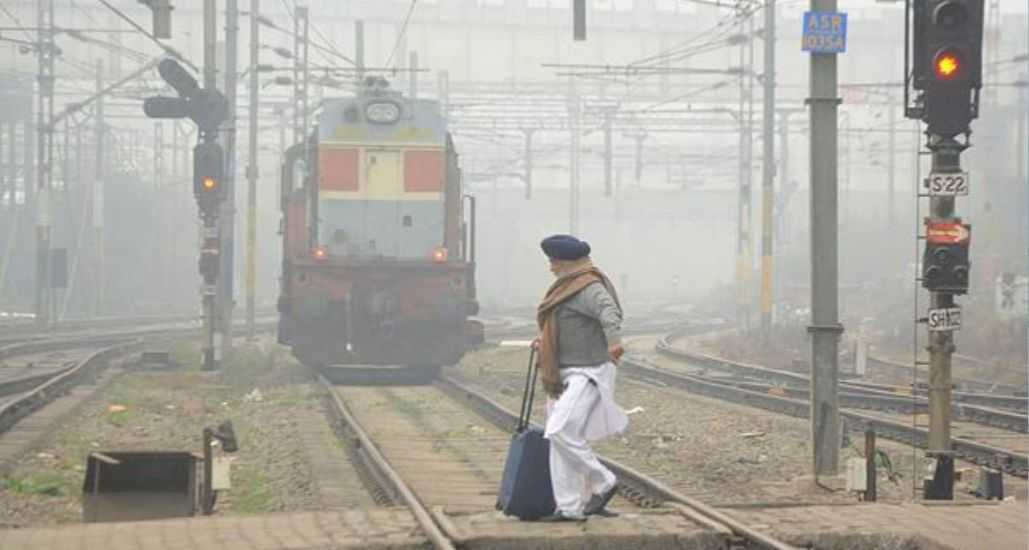 Railways, Cold weather, delhi, fog, delays