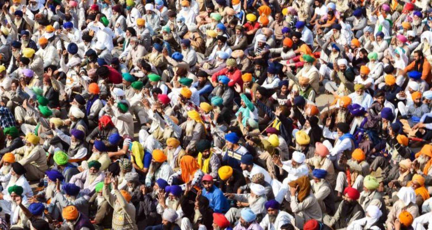 Farmers gathered at the Shambhu border.