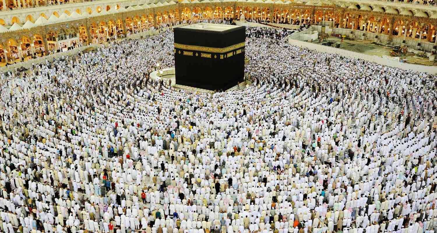 Pilgrims prepare for brutal heat during Hajj