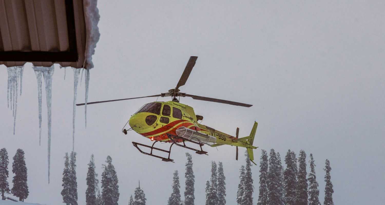 Russian skier dead, 6 rescued from Gulmarg avalanche