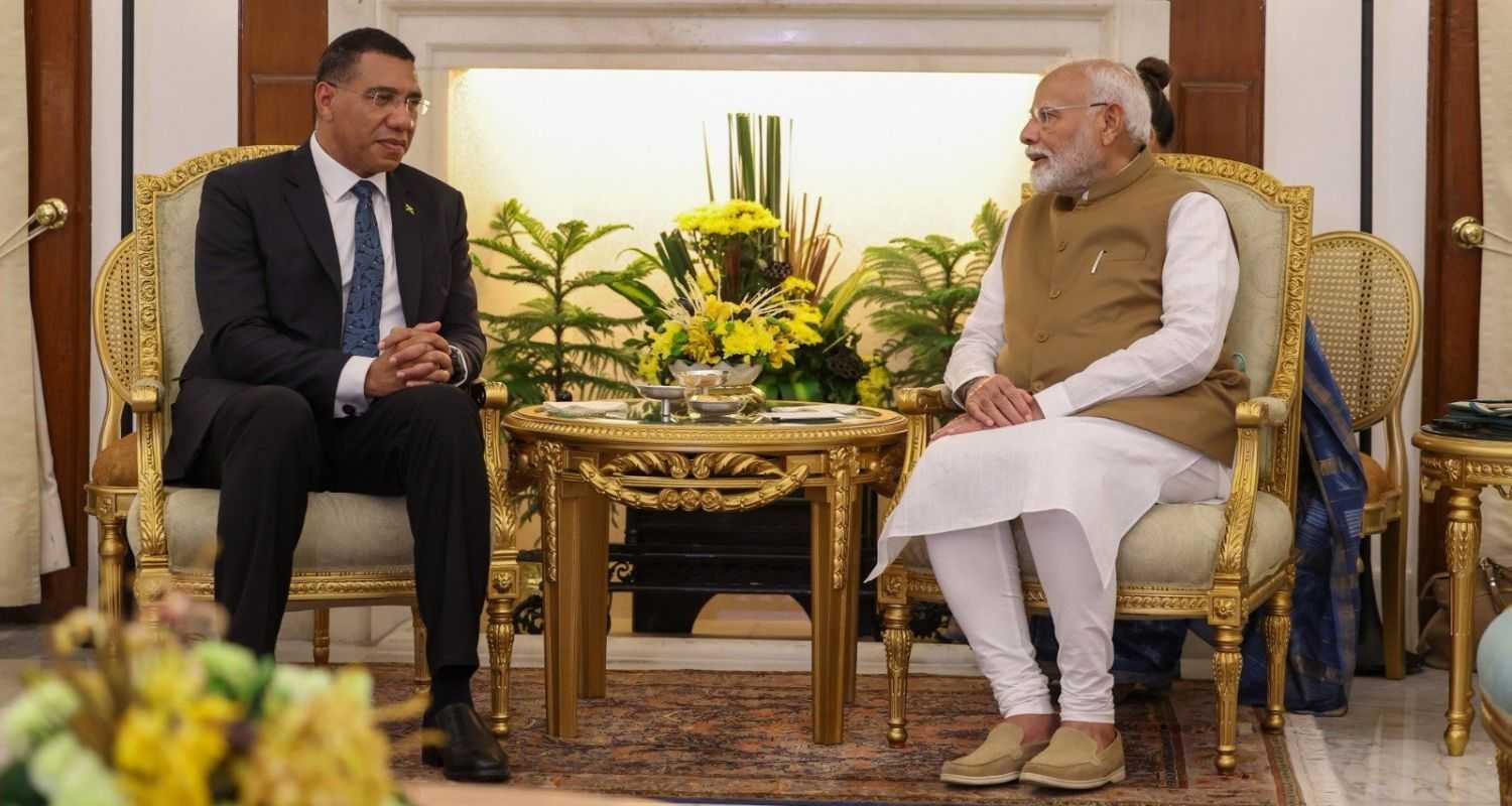 PM Holness to experience Ganga Aarti in Varanasi on India tour.