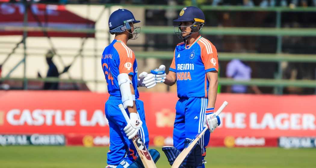 Indian batters Yashasvi Jaiswal (L) and Shubman Gill (R) during the fourth T20 International.