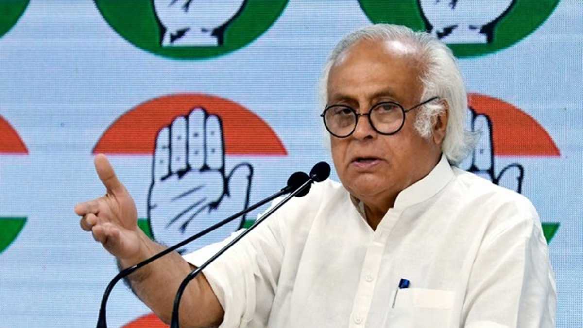 Congress criticises govt, wants J&K budget in elected assembly