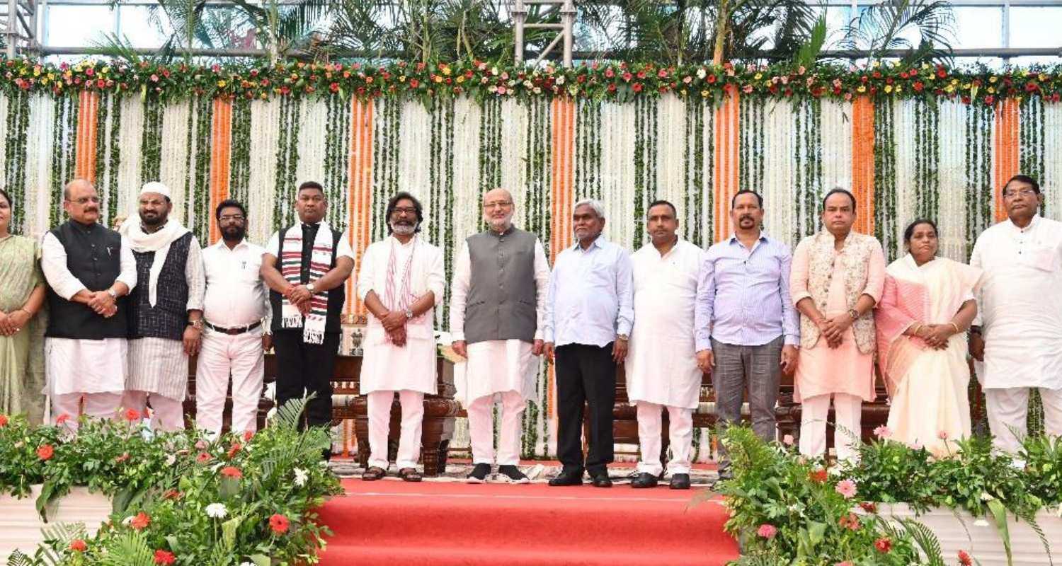 Jharkhand Cabinet ministers sworn in, CM’s brother dropped