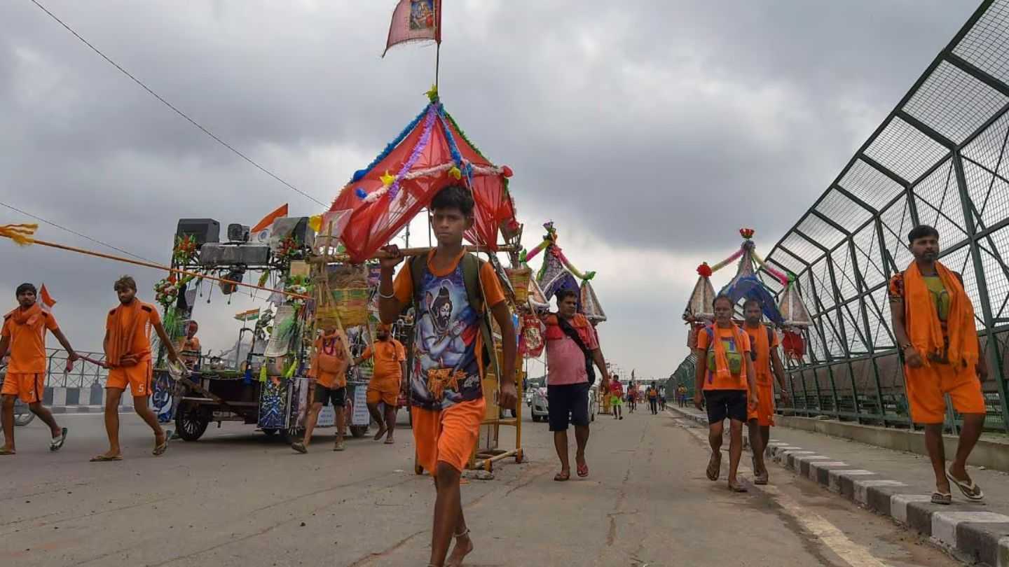 'State-sponsored bigotry': Politicians condemn 'apartheid' Kanwar Yatra order