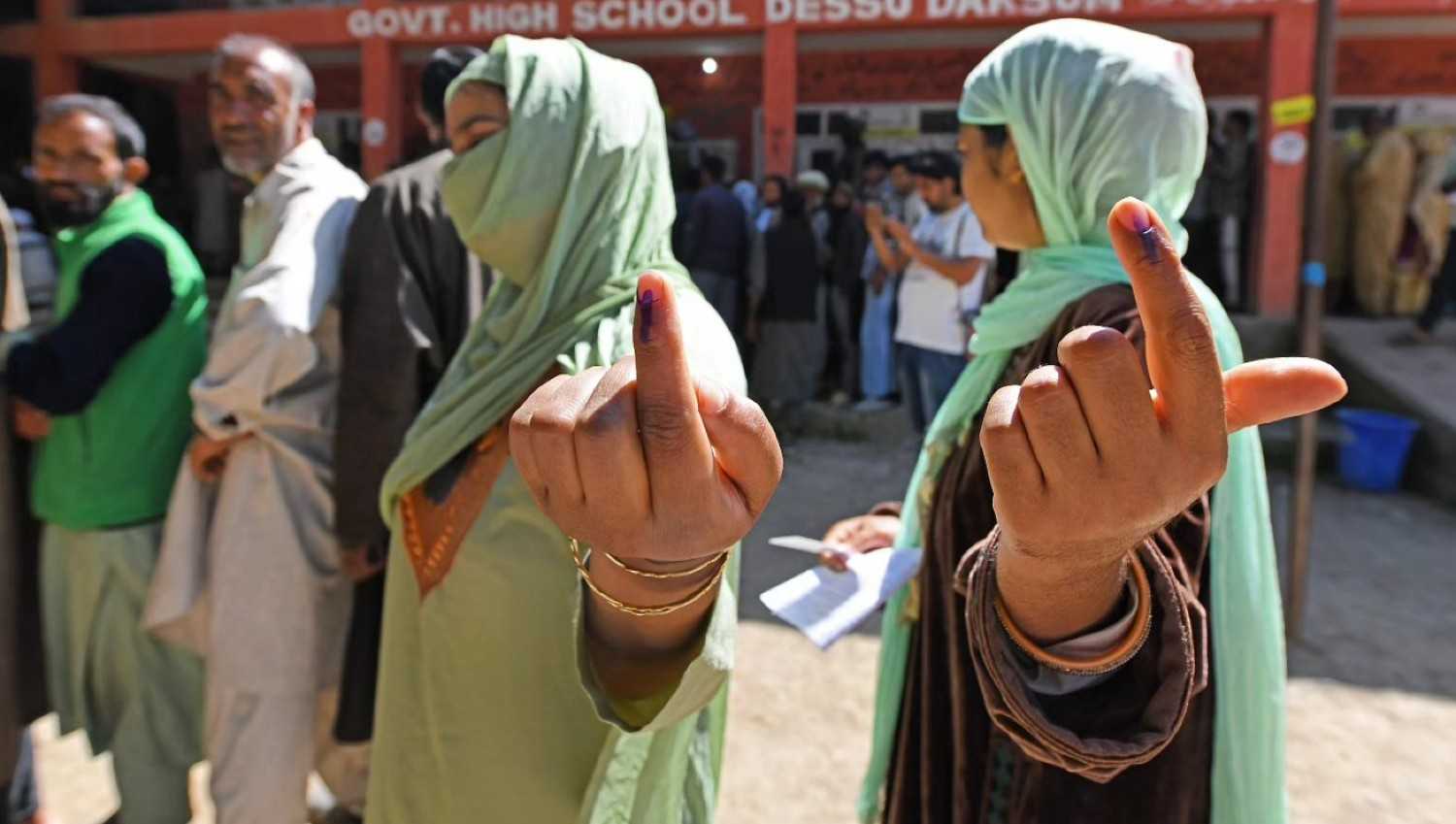 High voter turnout prompts ECI to hold J&K polls