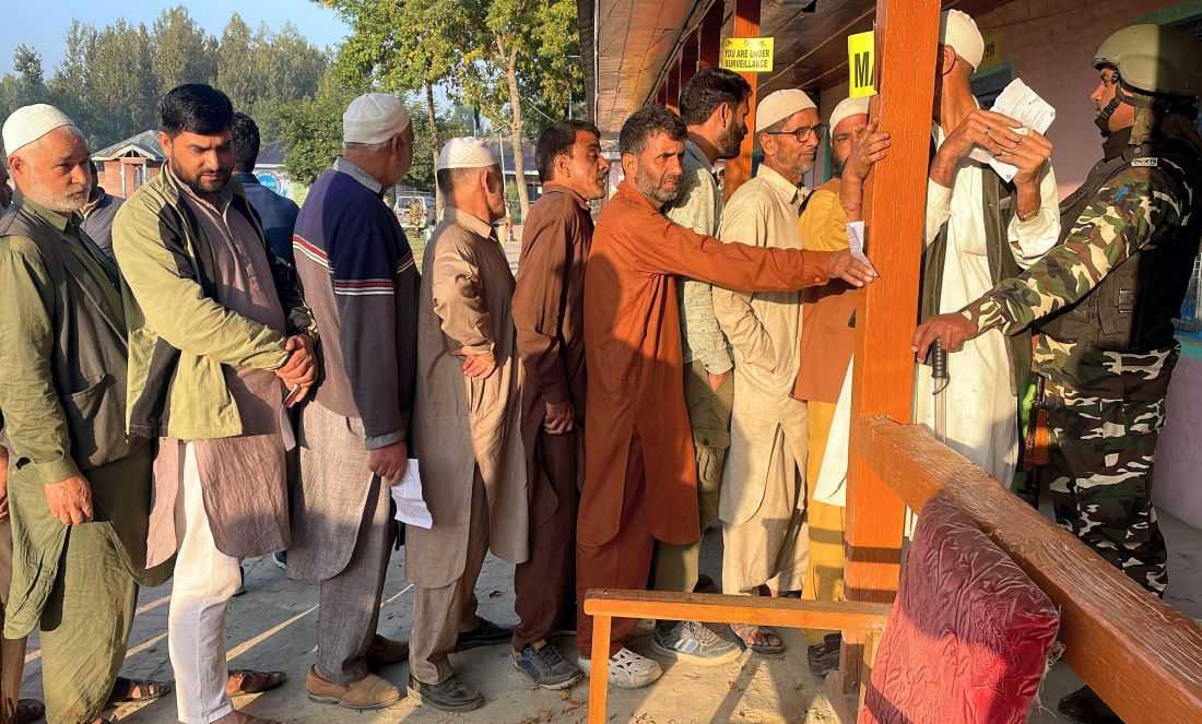 As per reports, the voters thronged the polling stations early morning before 7 am.