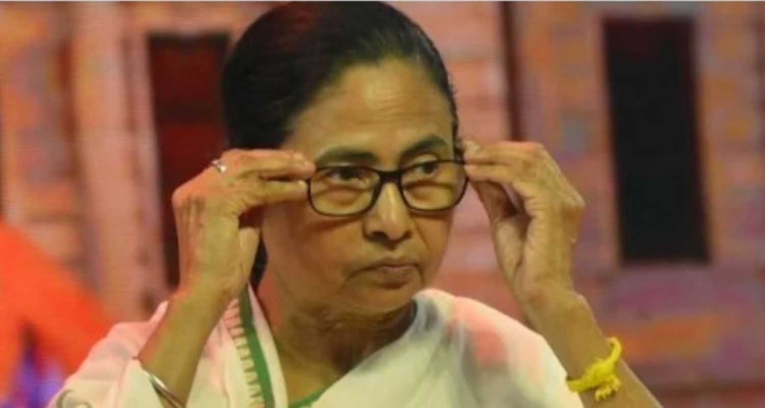 Bengal floods: Mamata writes to Modi, threatens to sever ties with DVC
