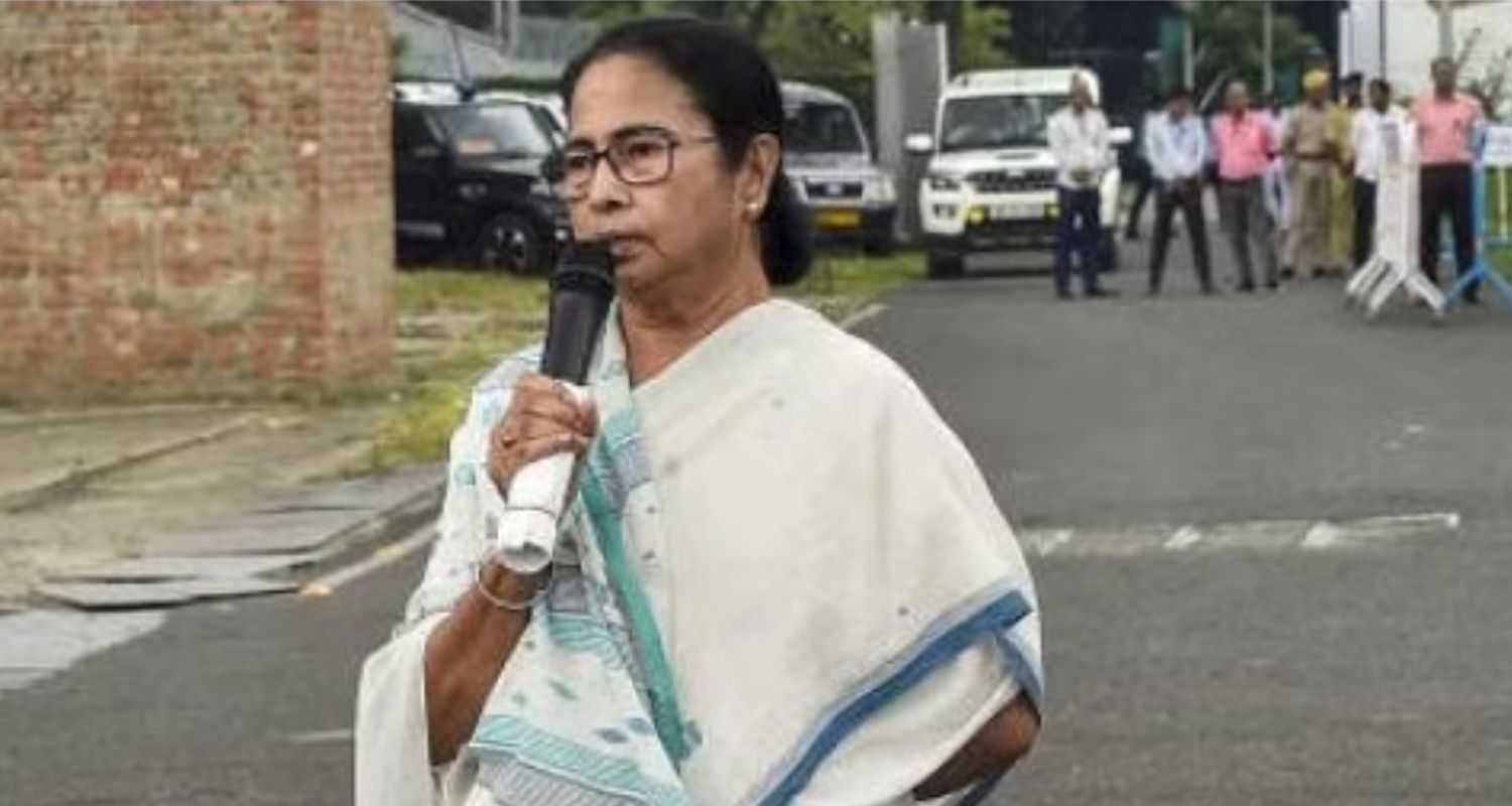 Mamata condoles death of Captain Thapa's death in Doda