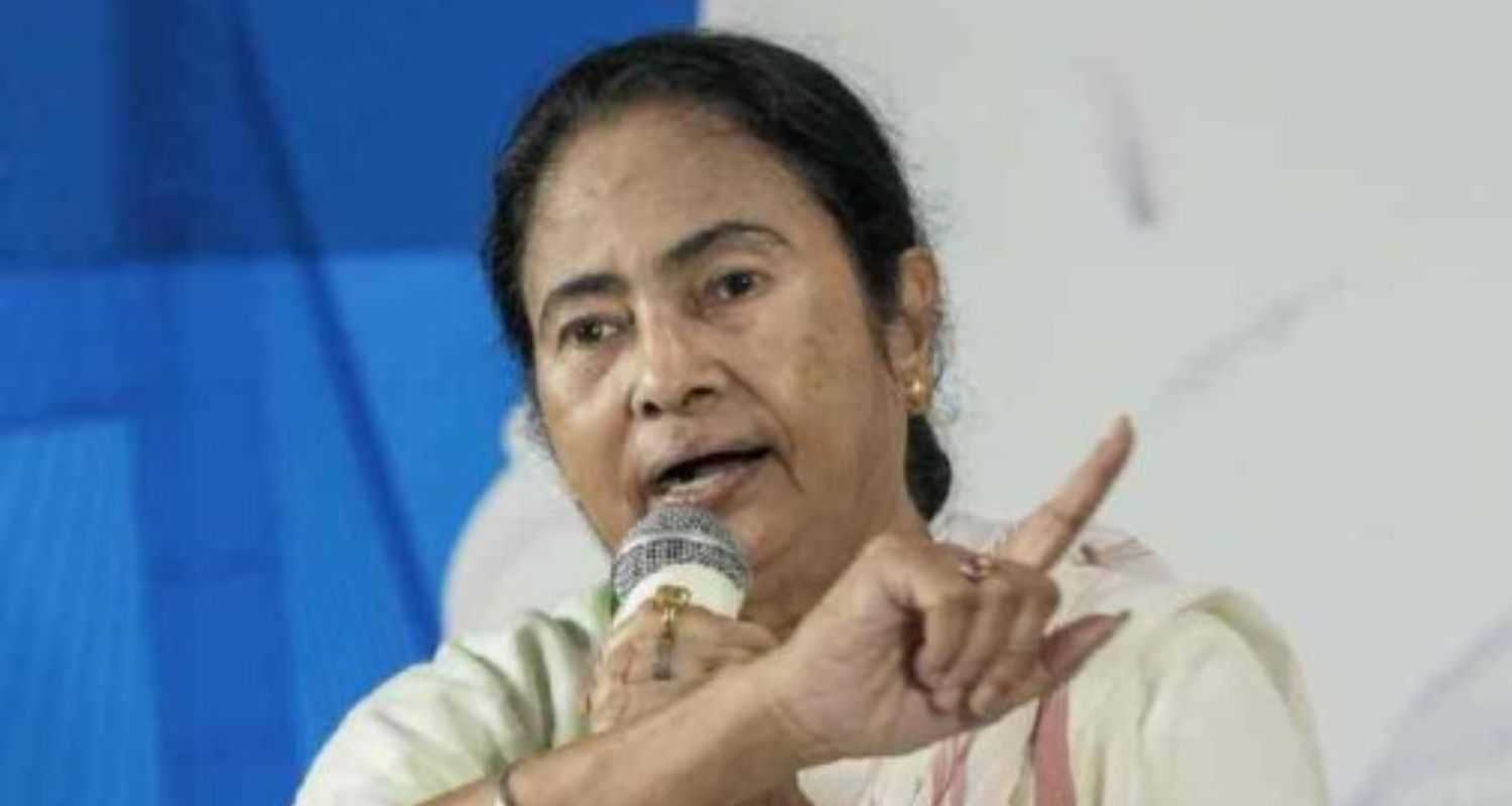 Mamata convenes meeting on Thursday over evicting encroachers from footpaths
