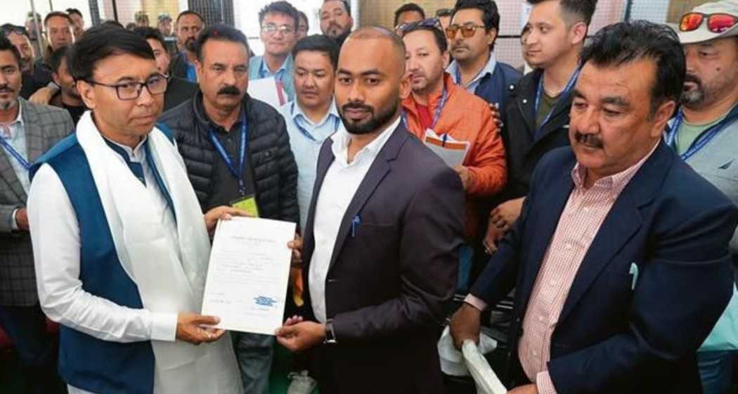 Haji Hanifa Jan, MP-elect from Ladakh showing his winning certificate in the recently concluded parliamentary elections.