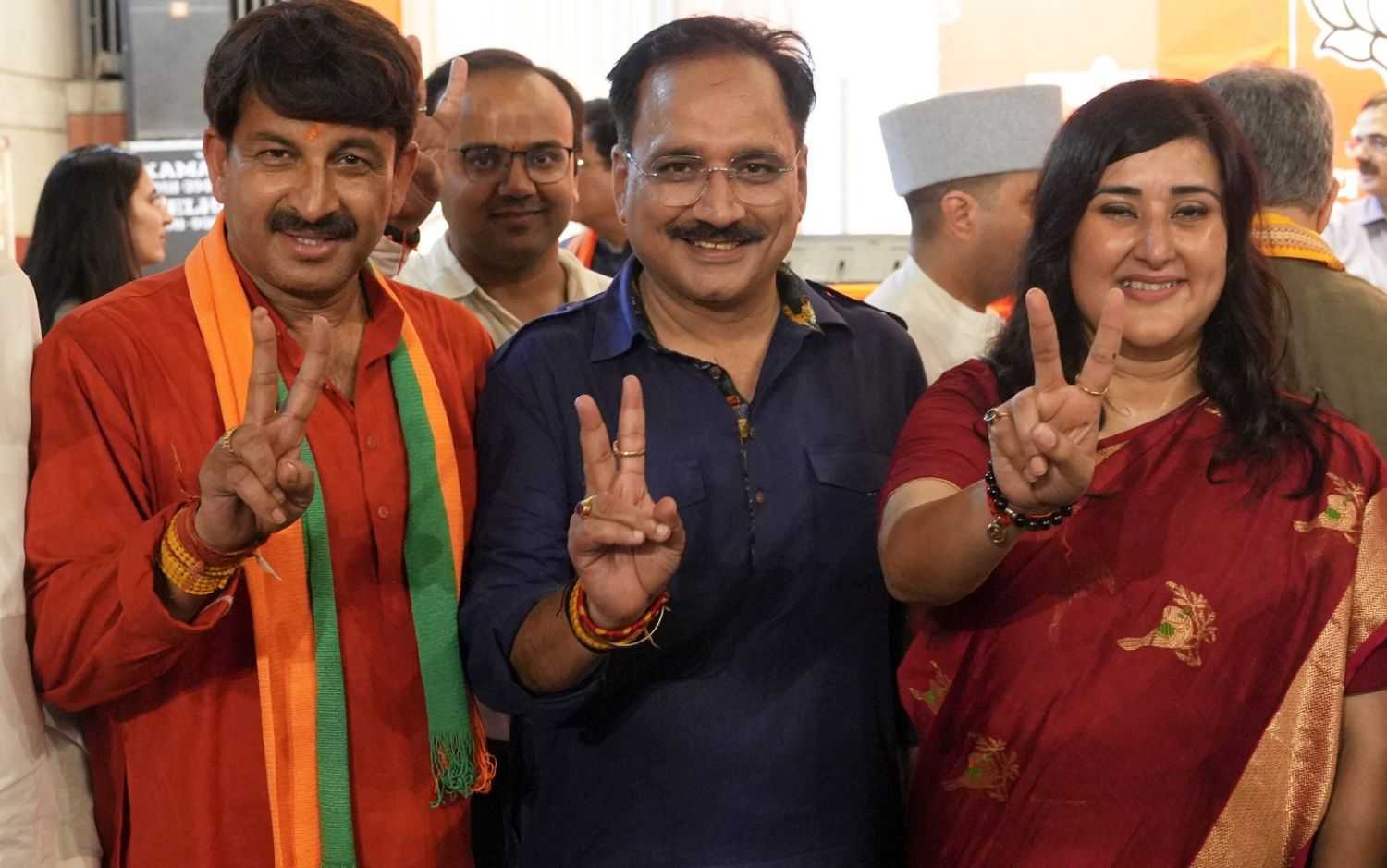 BJP clean sweeps in Delhi LS polls with fresh faces