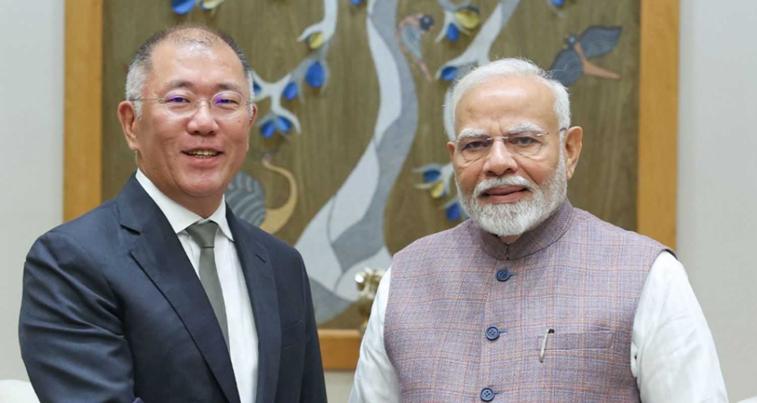 PM Modi with Hyundai CEO Euisun Chung.