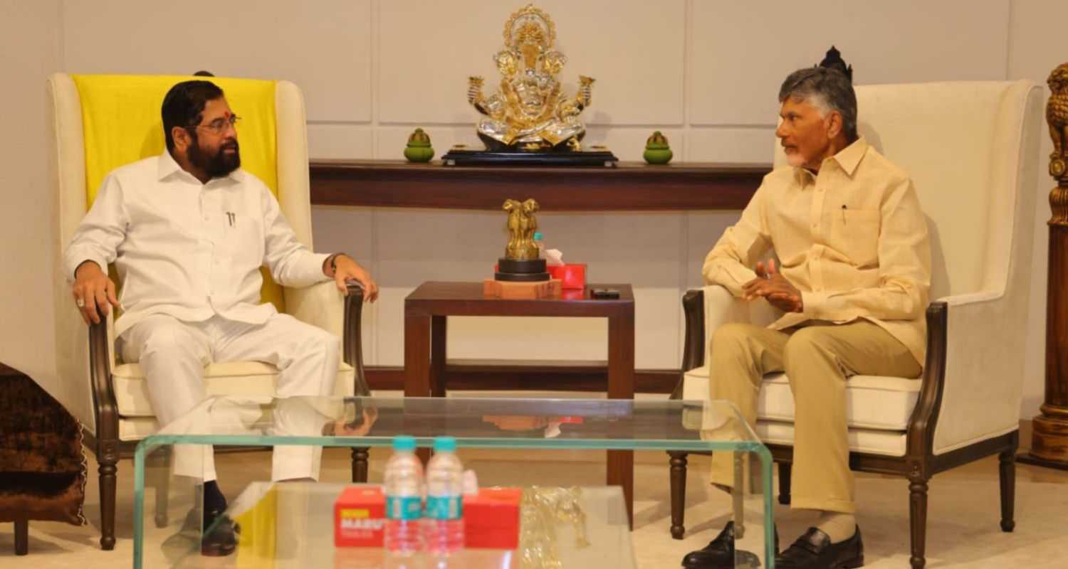 TDP chief Naidu meets Shinde, discusses politics