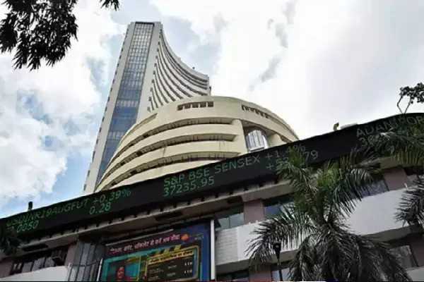 Sensex drops 264 pts; Nifty dips 37 amid HDFC, ICICI declines