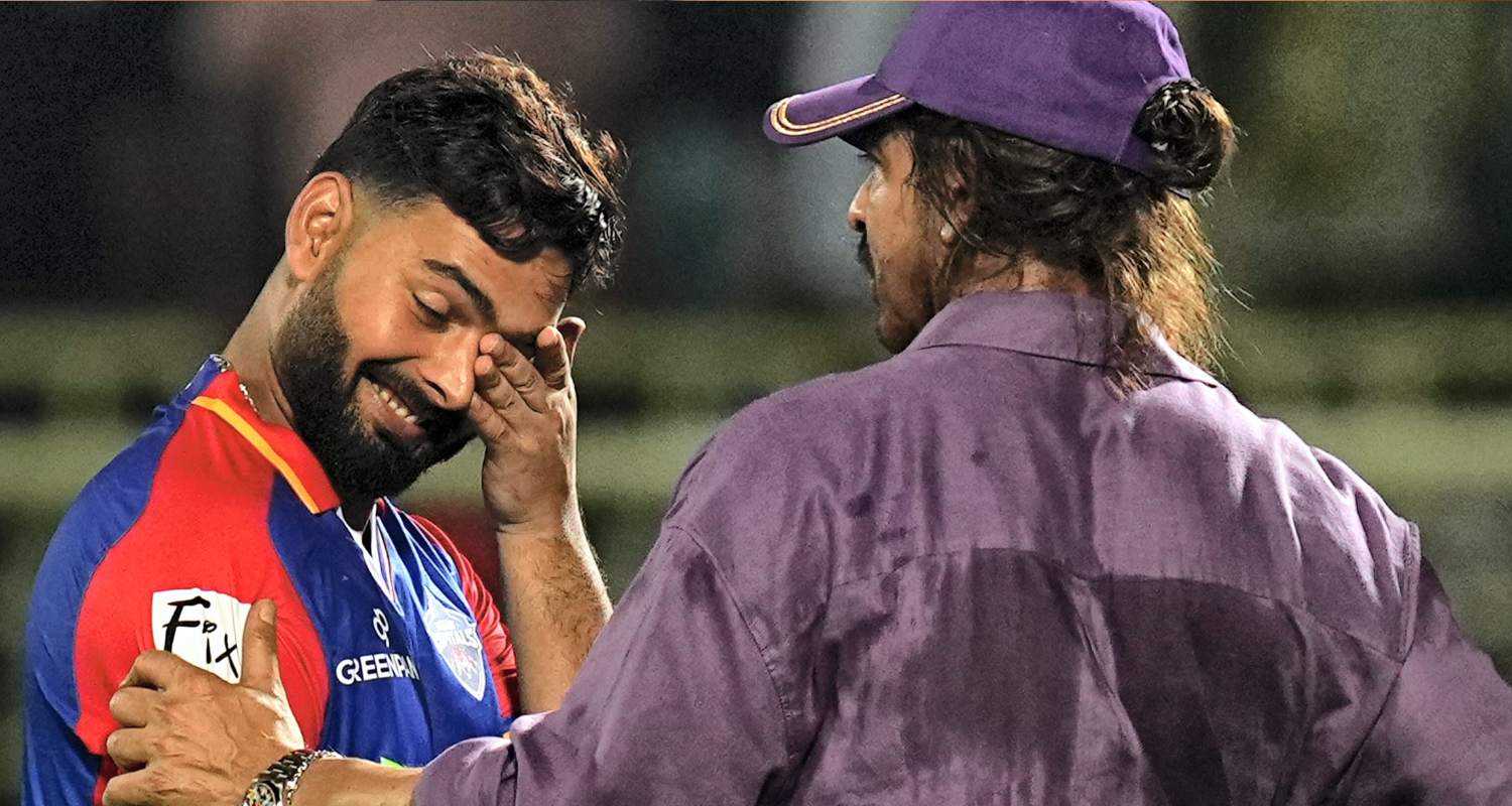 Actor and Kolkata Knight Riders's (KKR) co-owner Shah Rukh Khan greets Delhi Capitals' captain Rishabh Pant. 