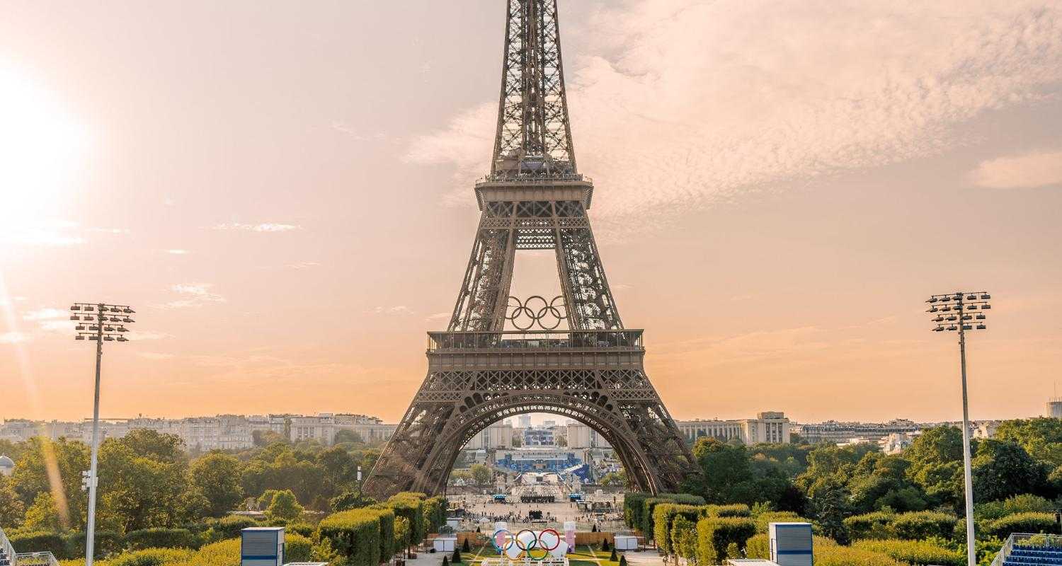 The Eiffel Tower in Paris has been decorated with the Olympic Symbol.