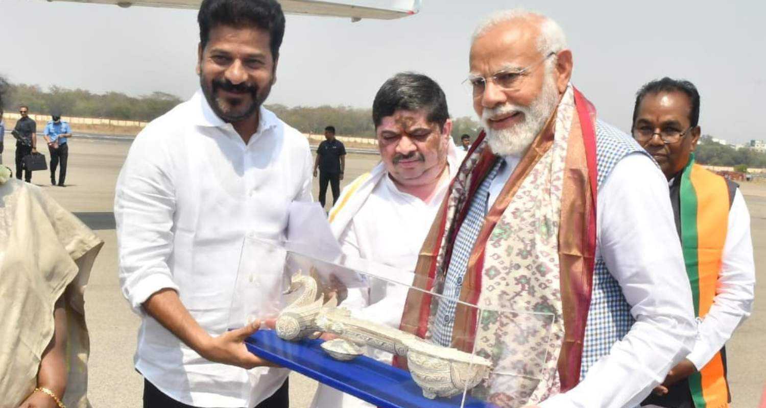 PM Modi in Telangana, inaugrates projects.