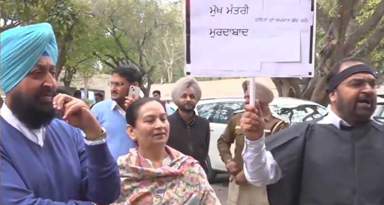 Congress leaders during the protests on Tuesday. 