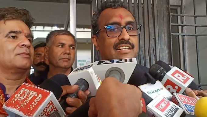 Talking to reporters in Srinagar, BJP Jammu and Kashmir election in-charge Ram Madhav said, “J&K has to be free from terrorism and dynasties. We are focused on tourism and development. Our agenda is simple." Going into the polls, we have a lot of support from the people earlier and now as well.”