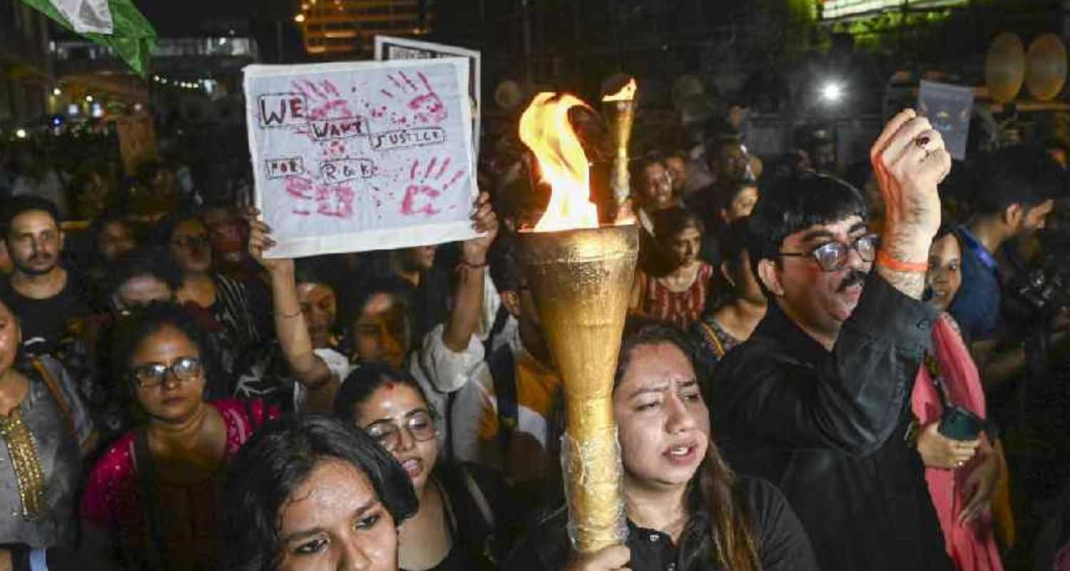 RG Kar: Civil society members out protesting in night again
