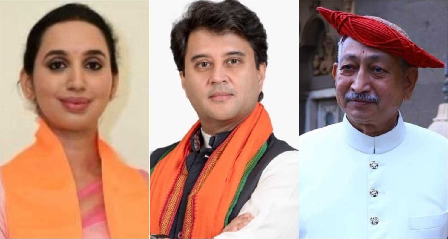 (From left to right) Pallavi Shrinivas Dempo of the Bharatiya Janata Party (BJP), Union Minister Jyotiraditya Scindia, Chhatrapati Shahu Shahji of the Congress party.