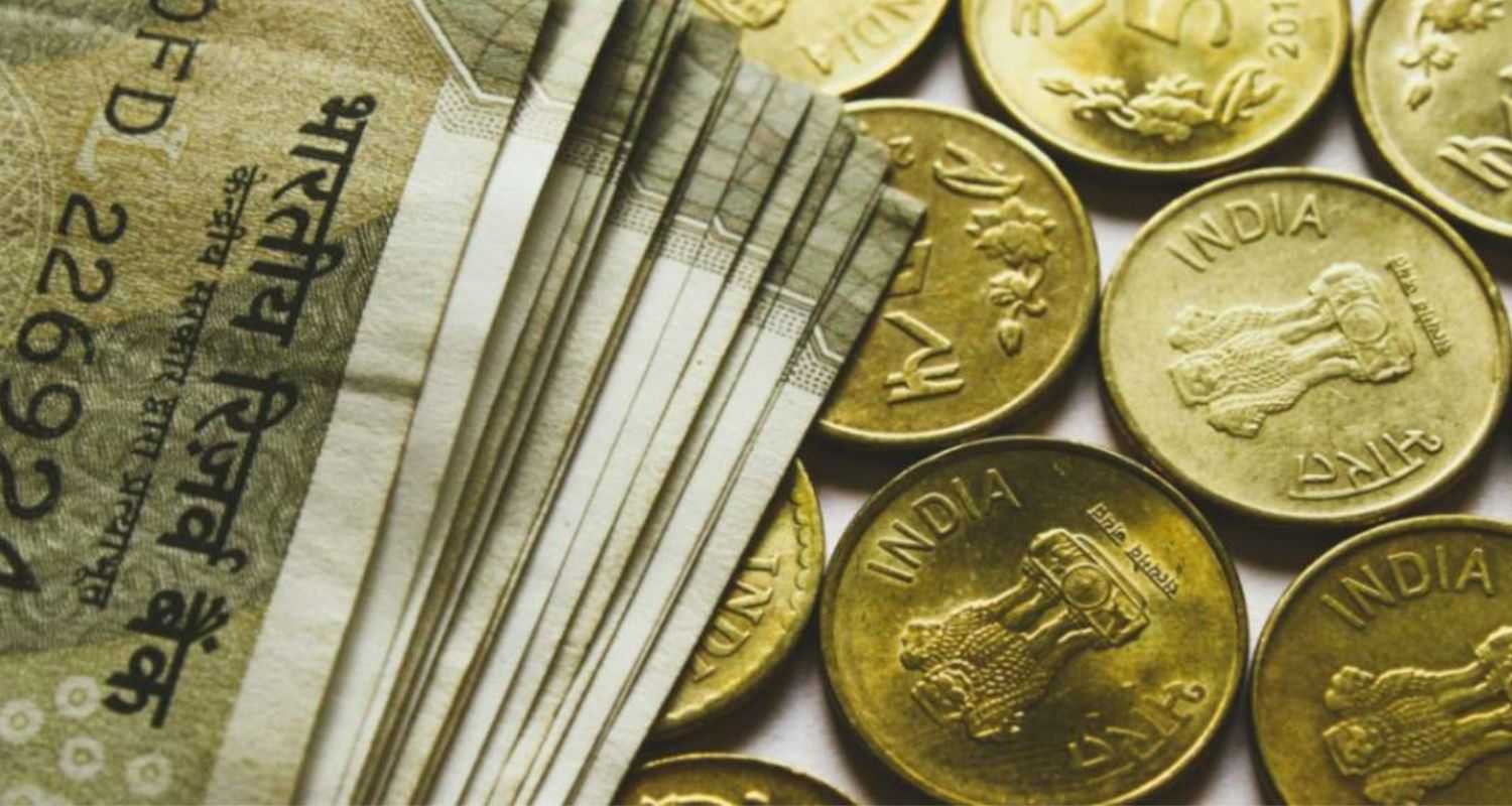 Rupee rises by 1 paise in comparison to dollar