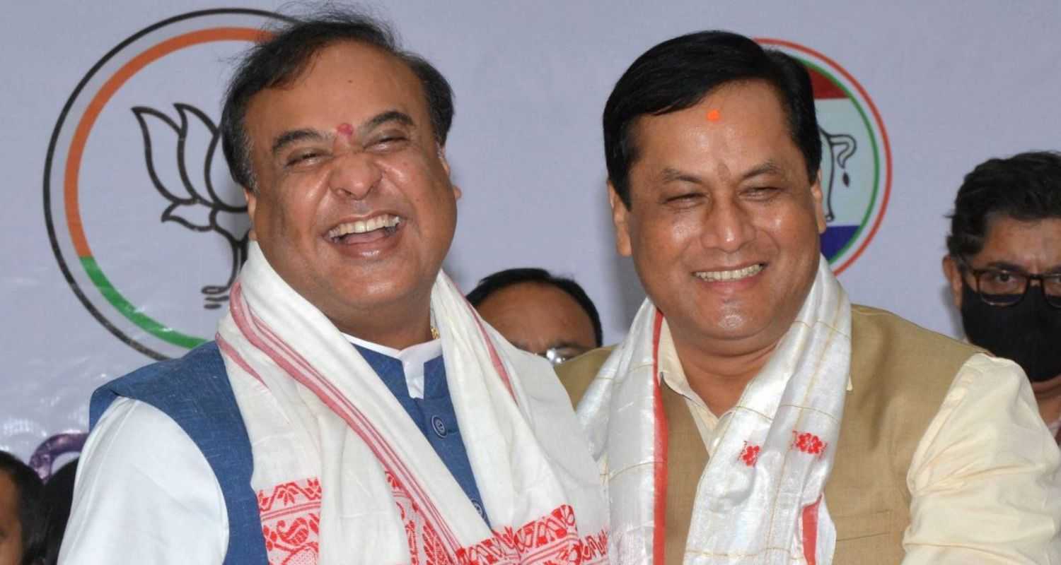 Assam Cheif Minister Himanta Biswa Sarma (left), Union Minister  of Ports, Shipping and Waterways and Minister of AYUSH Sarbananda Sonowal (right).