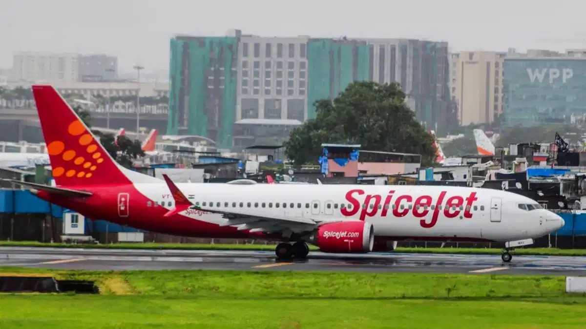 SpiceJet to add 10 aircraft to its fleet by next month