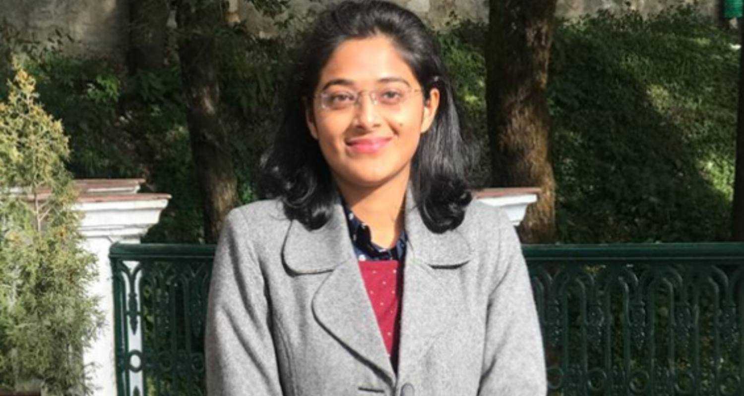 A captivating image of Surabhi Gautam, radiating joy and accomplishment, captured shortly after her successful qualification in the UPSC examination.