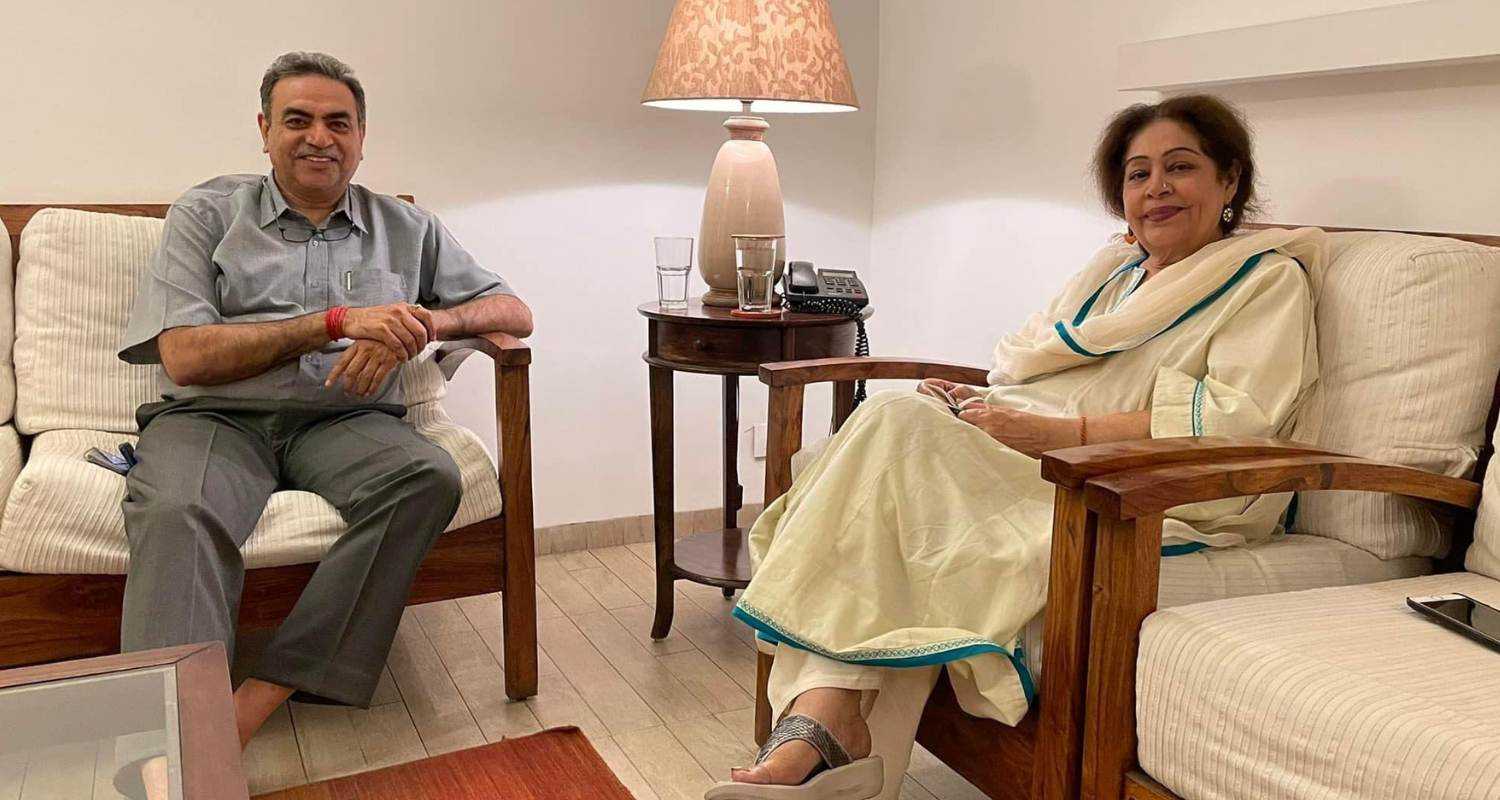 Sanjay Tandon and Kirron Kher. 