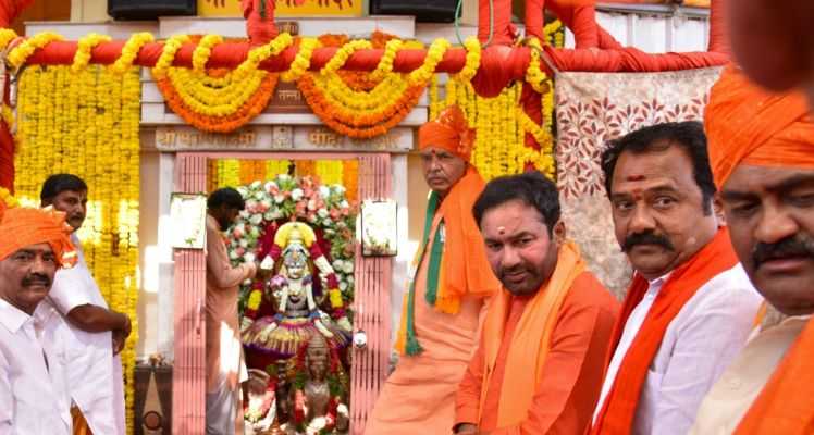 at the Bhagyalaxmi Temple in Charminar, Hyderabad, ahead of the flagging-off of the ‘Vijay Sankalp Yatra’ vans, along with         
Hon’ble MLAs’ and St leaders of 