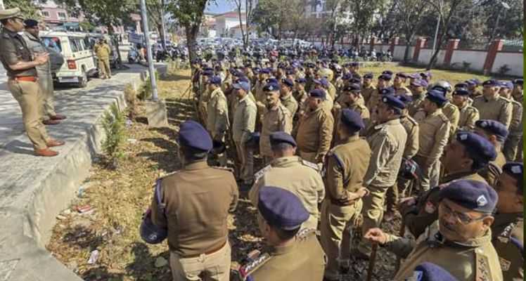 Uttarakhand police registers FIR against 19 individuals (named) and 5,000 anonymous people. 