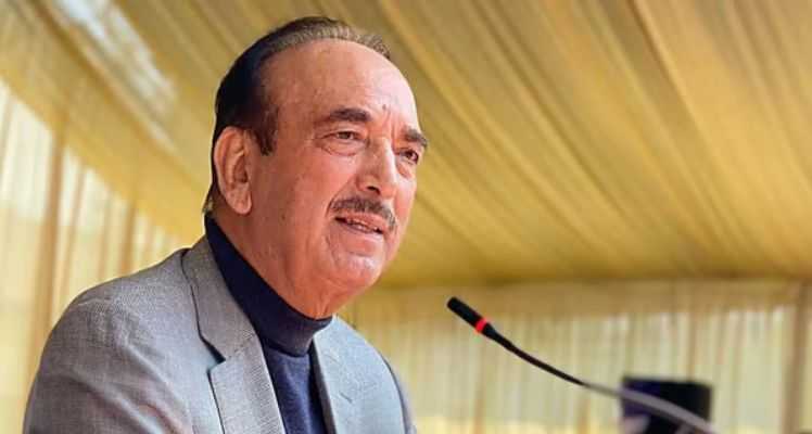 A day after declaring his candidacy for the Anantnag-Rajouri parliamentary constituency, DPAP president and former Jammu and Kashmir Chief Minister Ghulam Nabi Azad emphasized the importance of restoring statehood to Jammu and Kashmir.