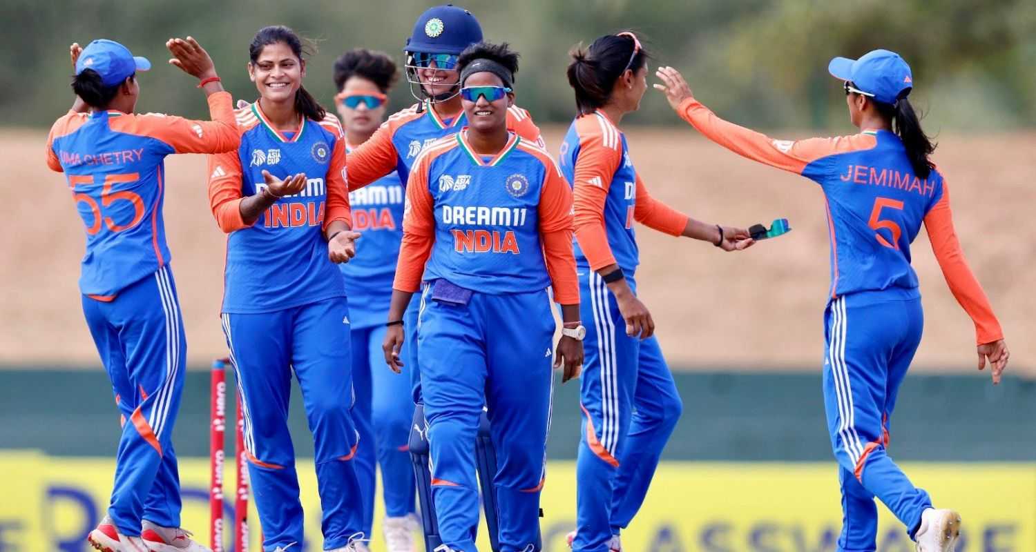 Renuka’s Bowling and Mandhana’s Batting Propel India to Asia Cup Final With A Victory Over Bangladesh.